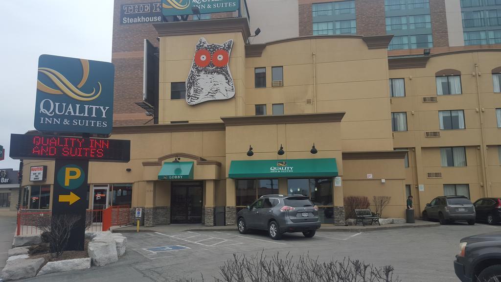 Quality Inn & Suites Niagara Falls Exterior photo